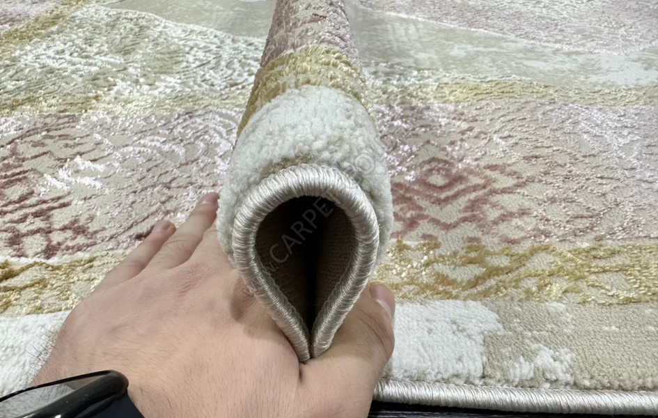 Розовый ковер A3582A_IVORY PINK Lowa овал